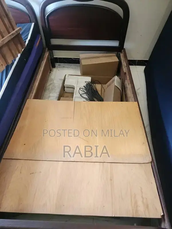 2 Single Solid Beds in Wooden