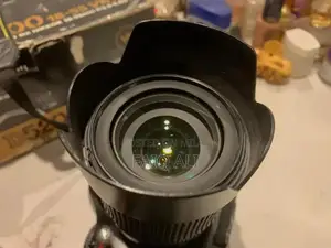 Nikon D5200 for sale