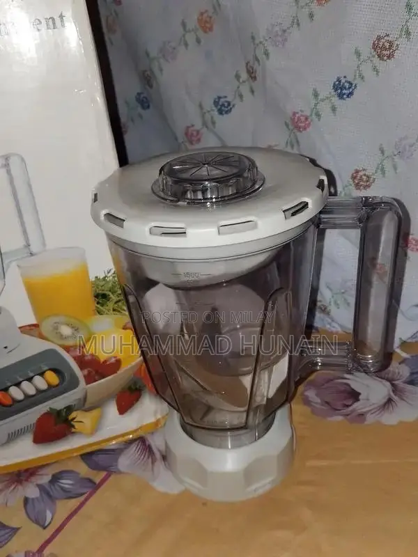 LG Multi-Function Blender with Mill and Grater Attachments
