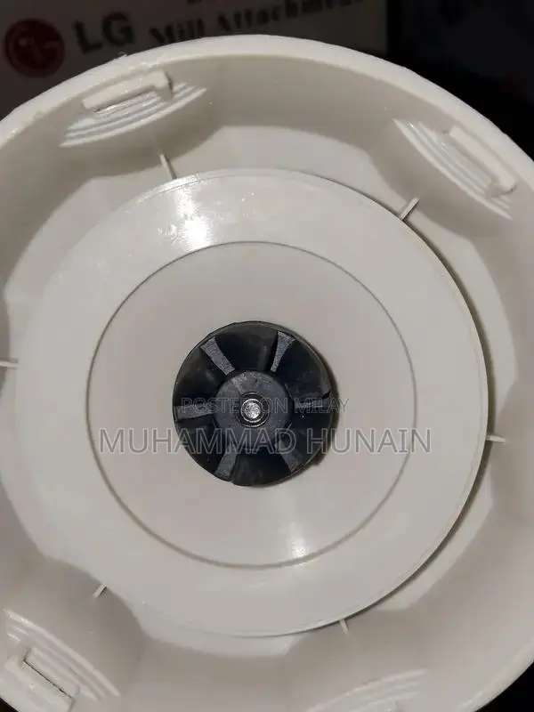 LG Multi-Function Blender with Mill and Grater Attachments