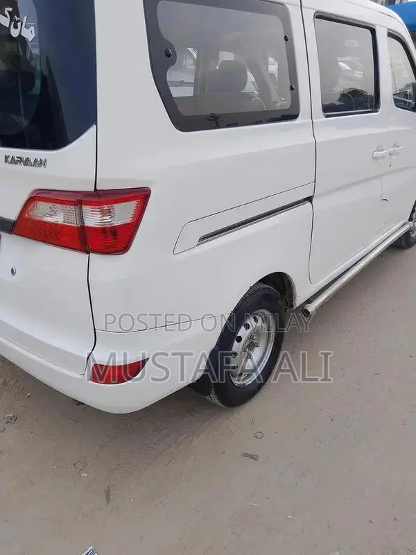 Changan Karvaan 2022 Compact Family MPV