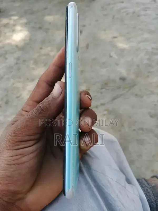 Oppo A31 Mid-Range Smartphone 4GB RAM 128GB Storage