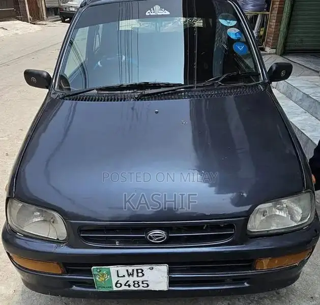 Daihatsu coure 2005