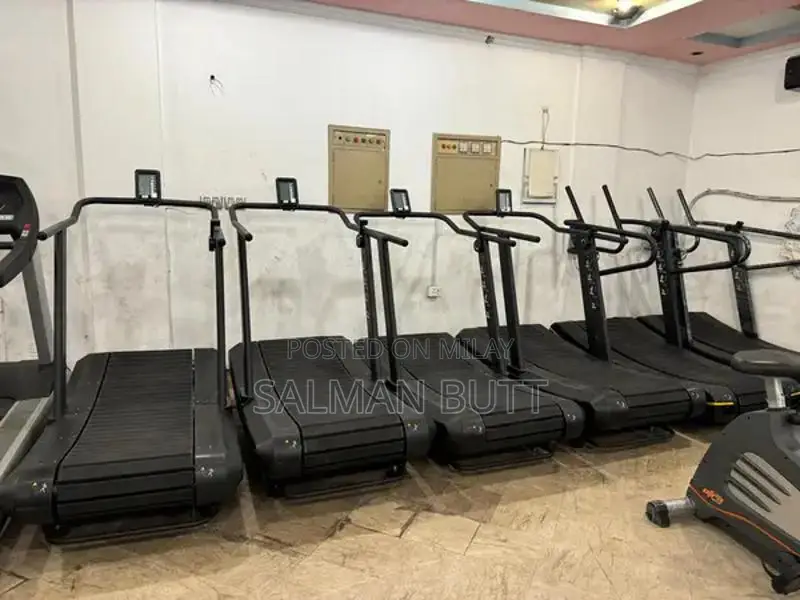 Commercial Life Fitness Treadmill for Gym and Fitness Centers