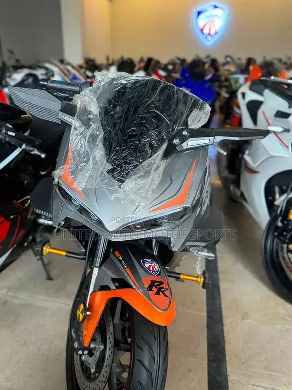 Ducati 400cc GT Motorcycle - 2025 Edition with Advanced Features