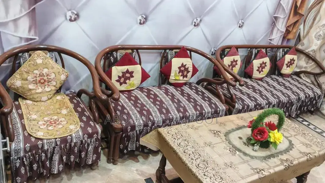 Comfortable 2nd Hand Sofa Set - Great Condition