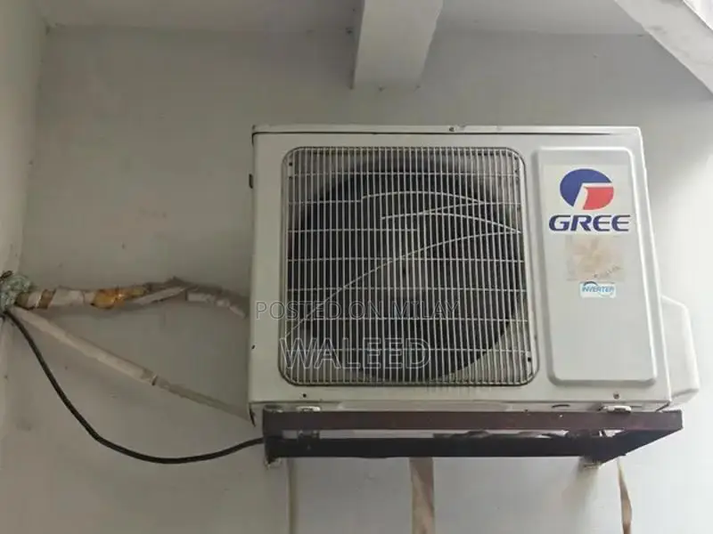 Gree 1 Ton Inverter Split Air Conditioner in Working Condition
