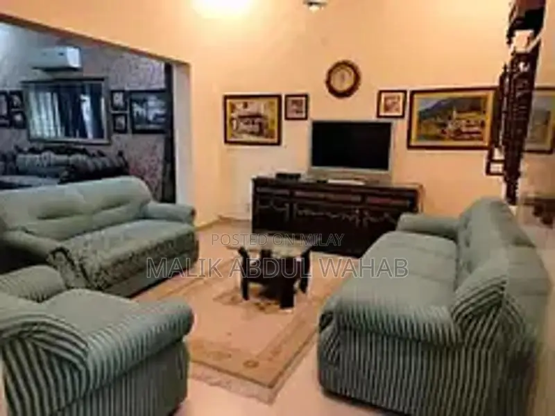 Fully Furnished 10 Marla Double Storey House with 4 Bedrooms