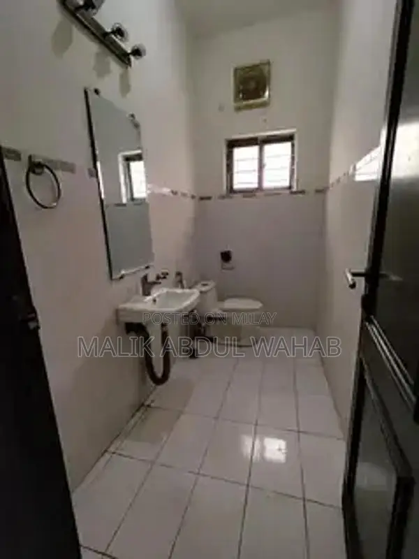 Fully Furnished 10 Marla Double Storey House with 4 Bedrooms