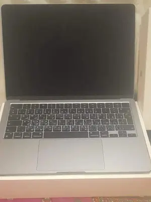 MacBook Air A2681 13.6-Inch Ultralight Laptop