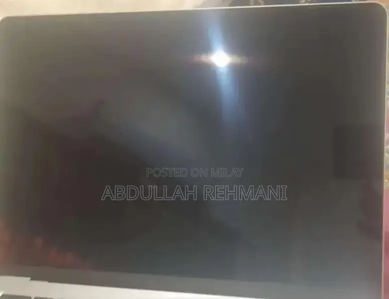 MacBook Air A2681 13.6-Inch Ultralight Laptop