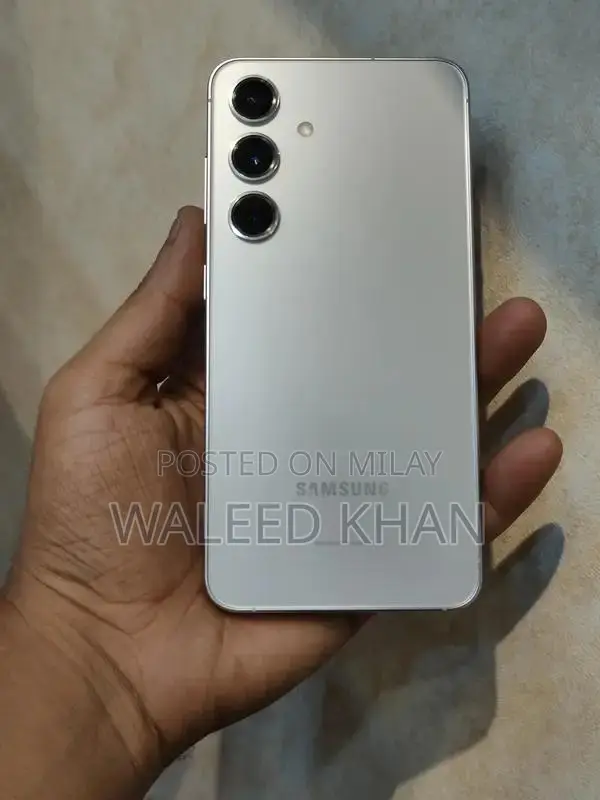 Samsung Galaxy S24 Smartphone - 8GB RAM, 128GB Storage