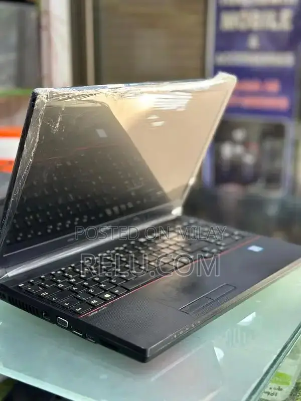 Fujitsu Lifebook E556 Business Laptop Core i5