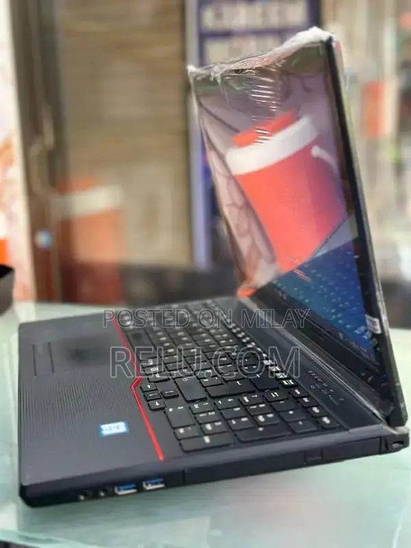 Fujitsu Lifebook E556 Business Laptop Core i5