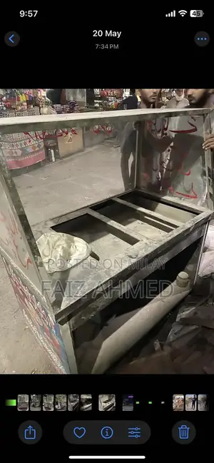 Large Steel Food Counter with 6 Dishes and Built-in Stove