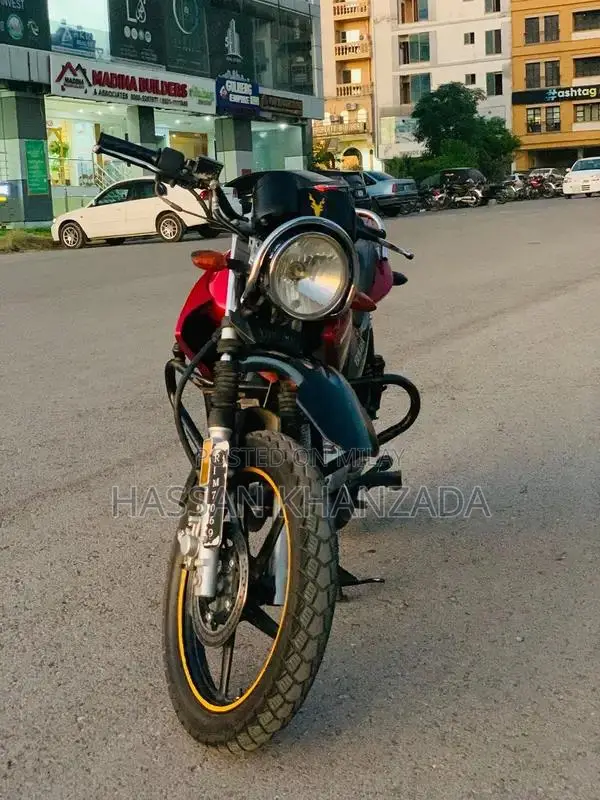 Yamaha YBR G 2019 red