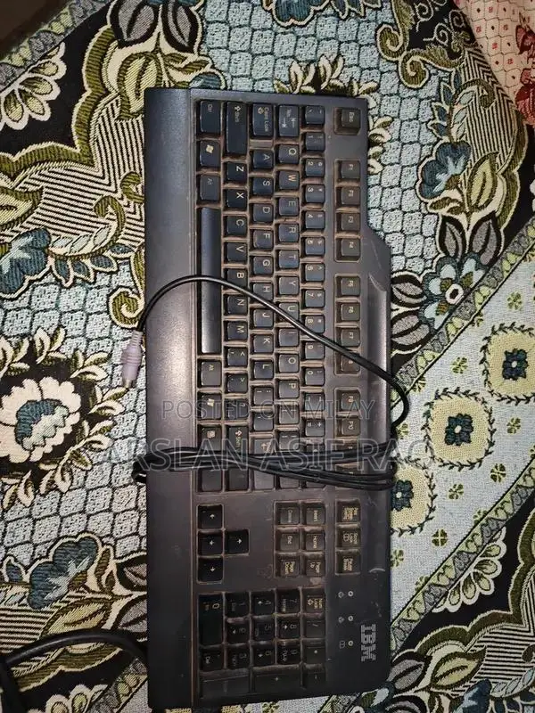 IBM USB Wired Keyboard for Desktop and PC