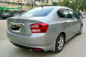 Photo - Honda City Prosmatic 2017 Sedan - Low Mileage Automatic Transmission