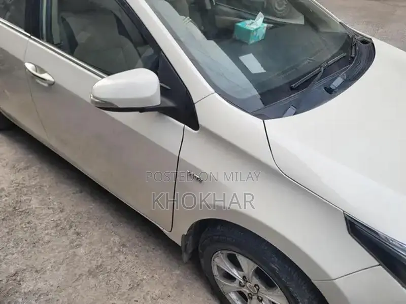 Toyota Corolla XLI 2014/15 - Well-Maintained Sedan