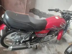 Suzuki 150 SE Motorcycle 2020 Model Low Mileage
