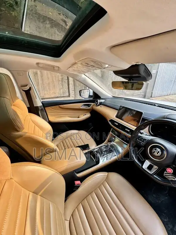 MG HS 2.0 Essence 2024 (Trophy)