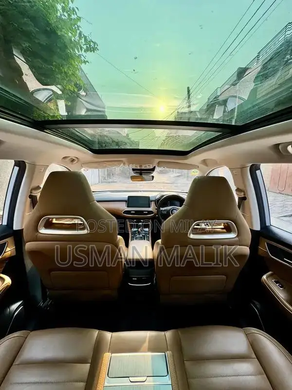 MG HS 2.0 Essence 2024 (Trophy)