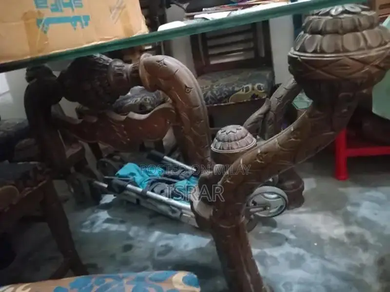 Dining Room Set with Table, 6 Chairs, and Decorative Mirror