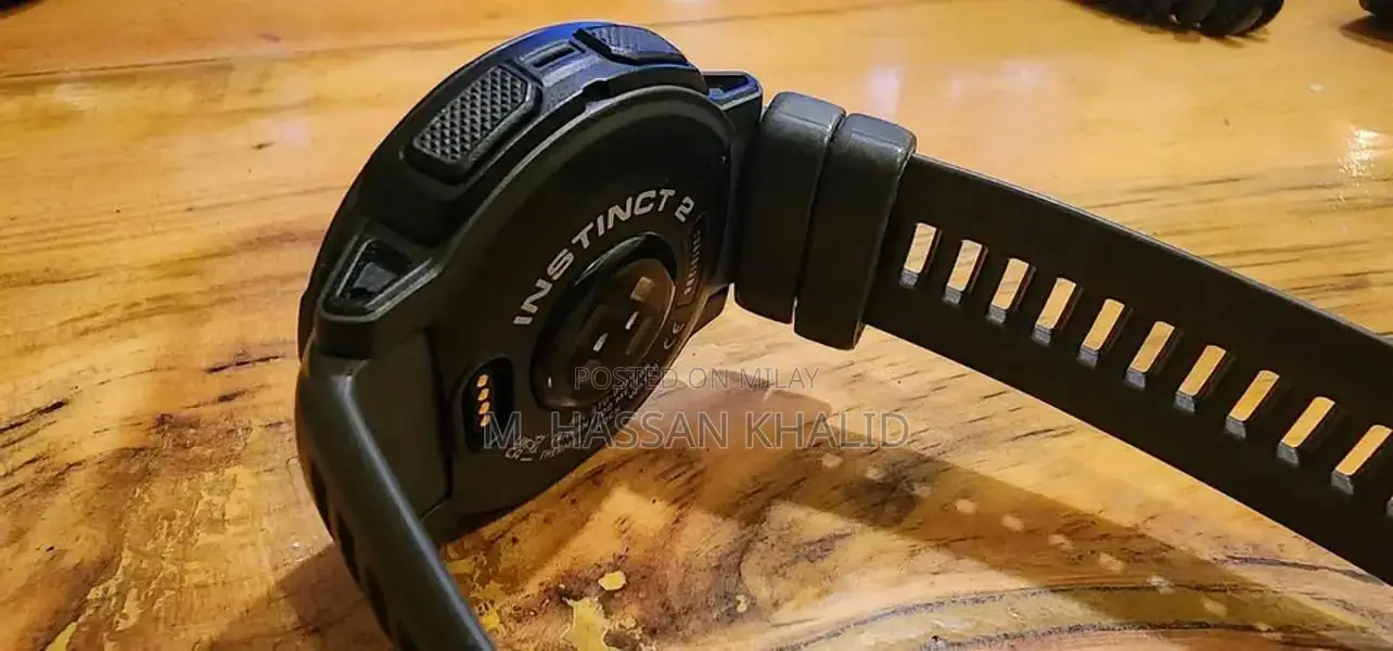 Garmin Instinct 2 Rugged GPS Smartwatch with Multi-Sport Tracking