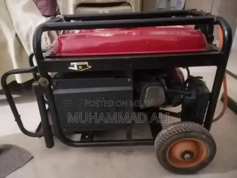 Greepas 3.5 kV Portable Generator - Self-Start Gas Powered