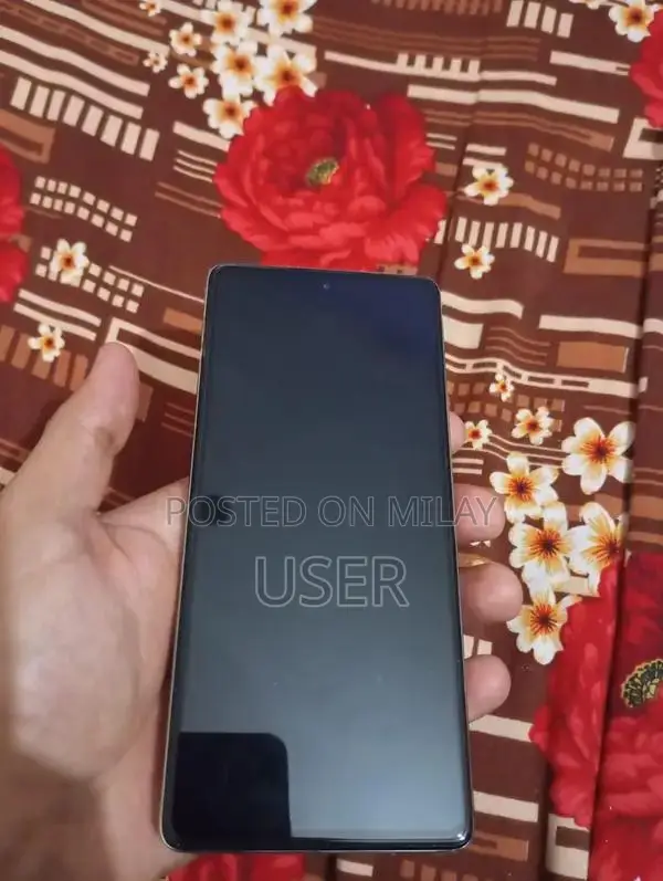 Techno camon 30
