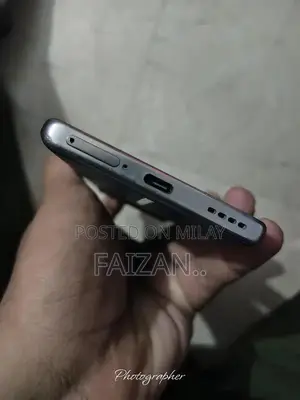 realme 12pro 8GB 256GB