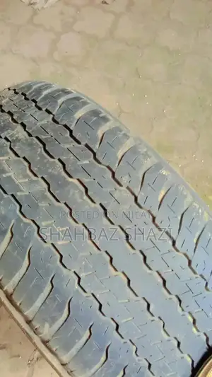 Dunlop 265/60 R18 Tubeless All-Season Tire