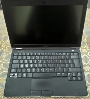 Intel Core i3 Laptop - Windows 10 Pro, 4GB RAM, 500GB Storage