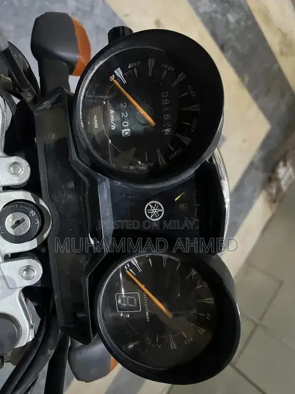 Yamaha YBR 125G Green Motorcycle - Excellent Condition