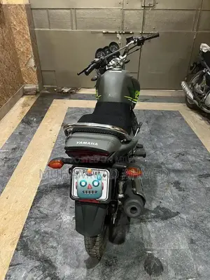 Yamaha YBR 125G Green Motorcycle - Excellent Condition