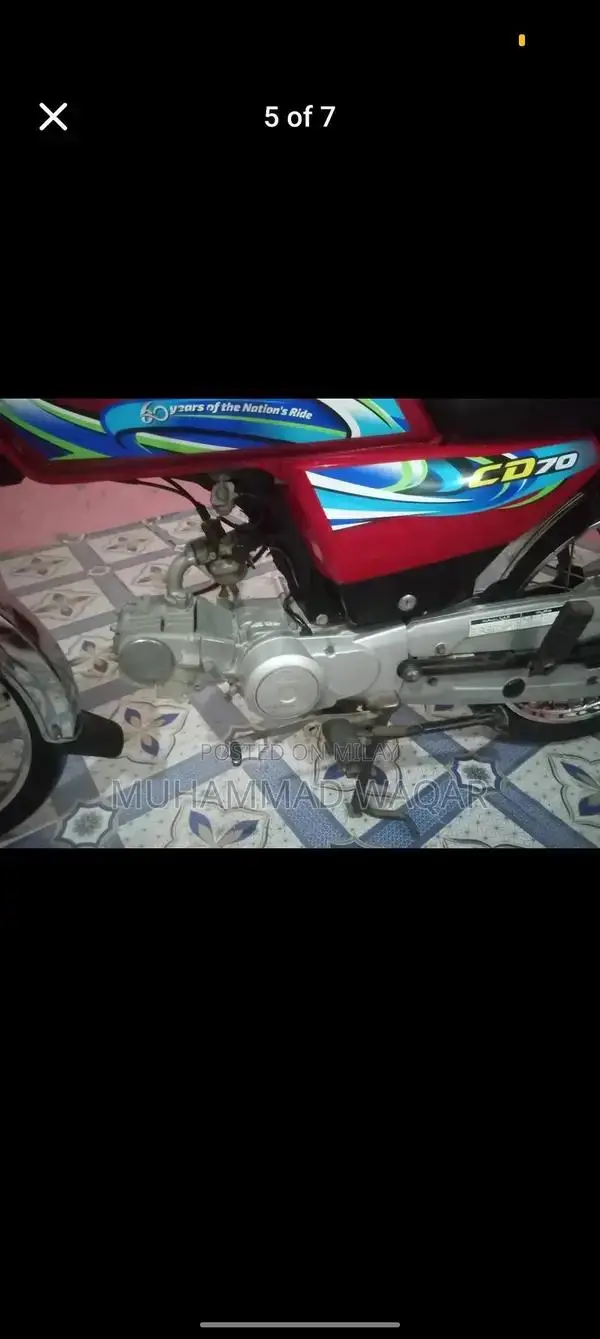 Honda CD-70 Motorcycle - 2024 Model Lightweight Commuter