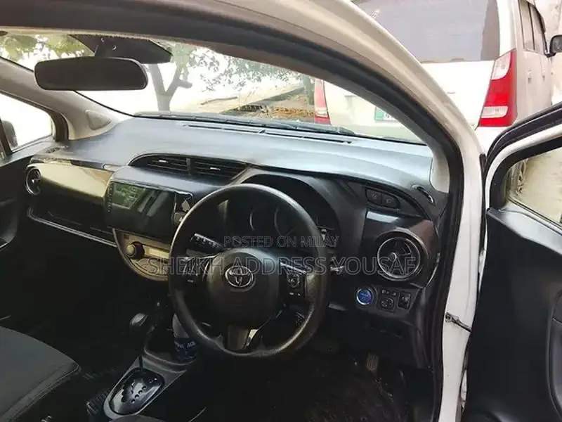 Toyota Vitz 2018 – Registered 2024 – White