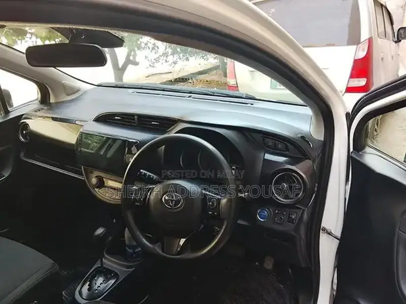 Toyota Vitz 2018 – Registered 2024 – White