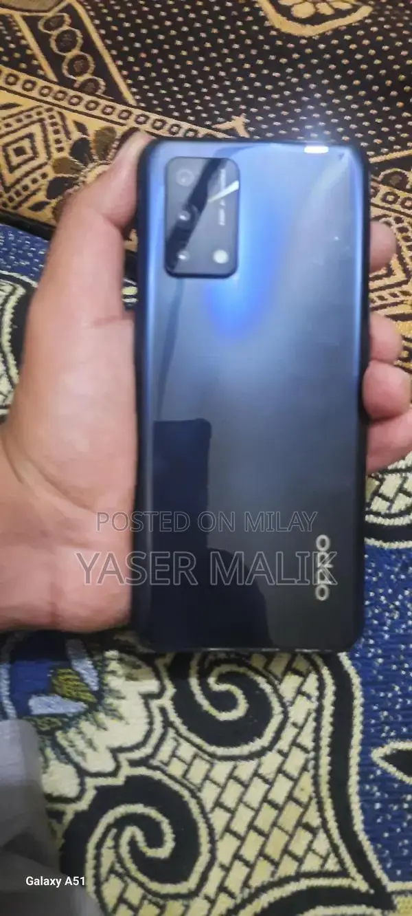 Snapdragon Smartphone with Large Battery and Ample Storage