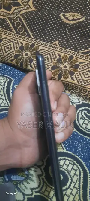 Snapdragon Smartphone with Large Battery and Ample Storage