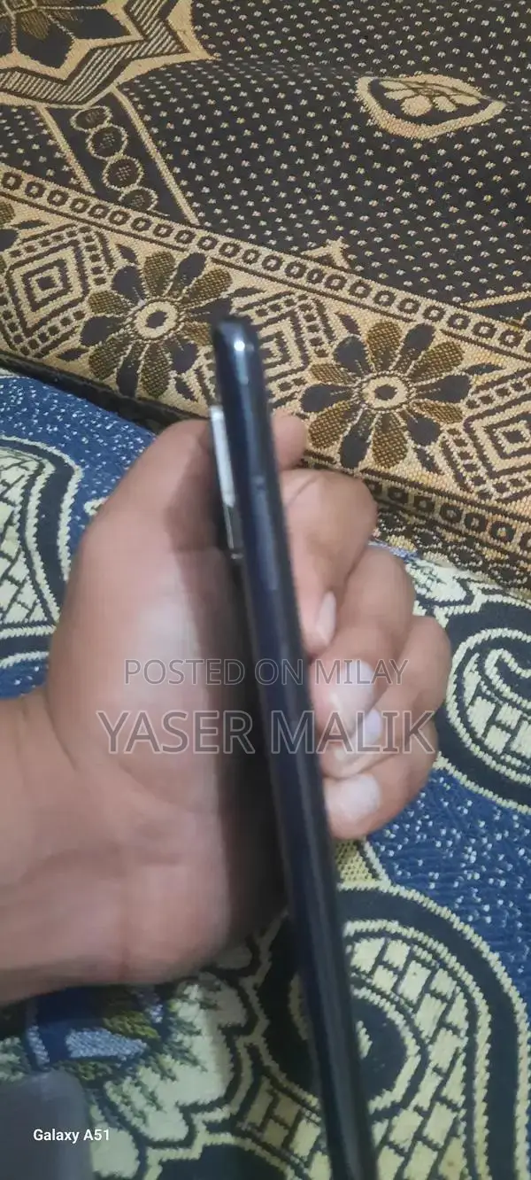 Snapdragon Smartphone with Large Battery and Ample Storage