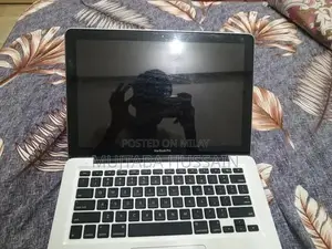 Photo - Mac book 2013
