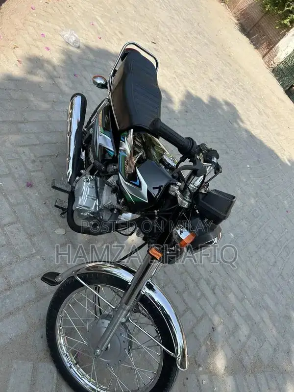 Honda CG 125 Motorcycle 2023 Model Lightweight Commuter