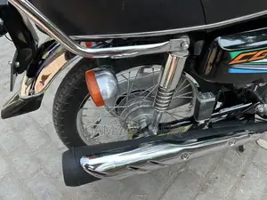 Honda CG 125 Motorcycle 2023 Model Lightweight Commuter