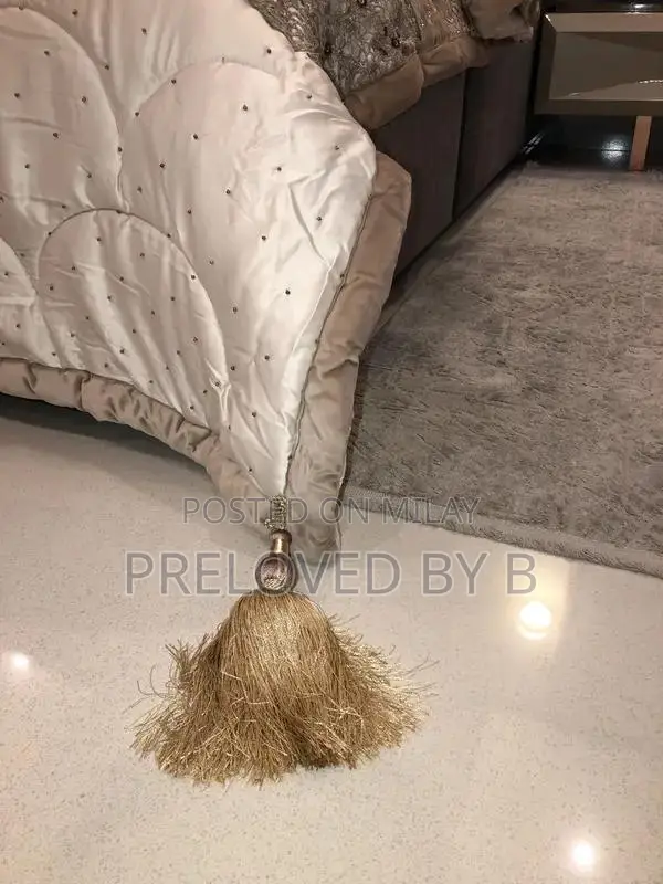 Luxury Bridal Bed Set with Multiple Decorative Pillows