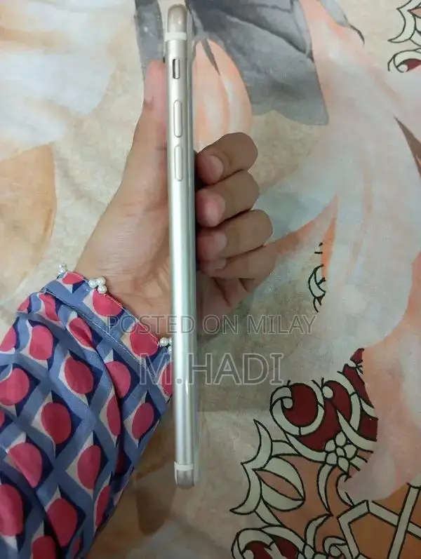 Apple iPhone 7 Plus Silver 32GB PTA Approved