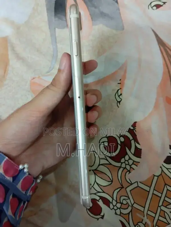 Apple iPhone 7 Plus Silver 32GB PTA Approved