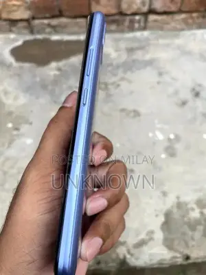 Realme Smartphone with 128GB Storage and Original Packaging