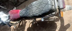 Honda CD 70 Motorcycle - Reliable Single-Cylinder Bike