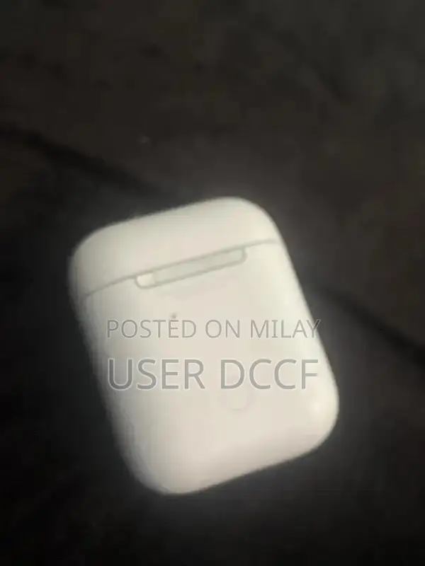 Wireless Earbuds with Advanced Connectivity